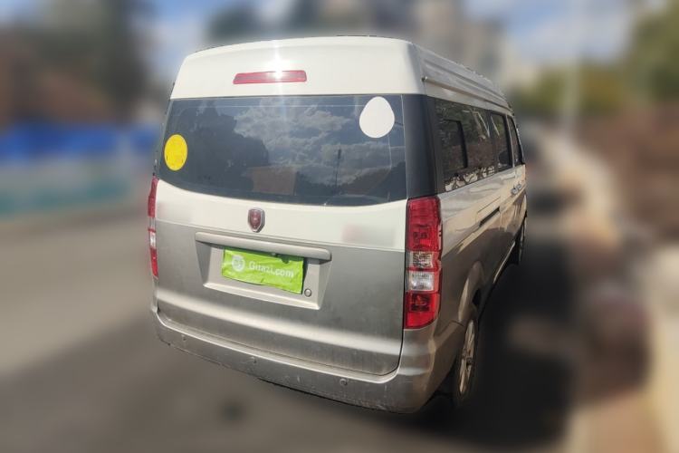 Used Jinbei New Hiace X30L 2024 Wealth Edition Passenger Van 5/6/7 Seater Front-Mounted Air Conditioning Exterior 5