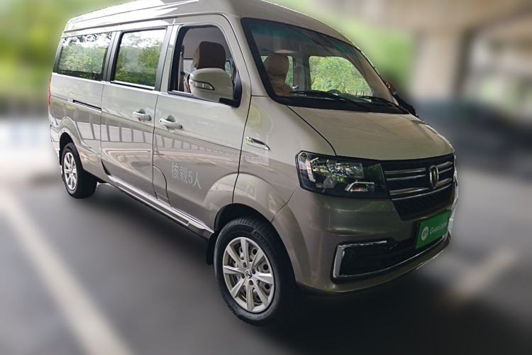 Used Jinbei New Hiace X30L 2024 Wealth Edition Passenger Van 5/6/7 Seater Front-Mounted Air Conditioning Front Right 45 Deg