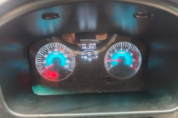 Used Jinbei New Hiace X30L 2024 Wealth Edition Passenger Vehicle 5/6/7 Seater Instrument Cluster