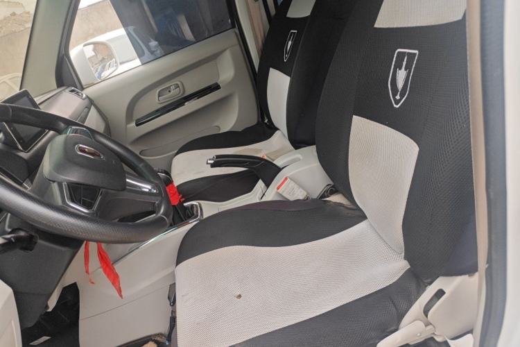 Used Jinbei New Hiace X30L 2024 Wealth Edition Passenger Van 5/6/7 Seater Front-Mounted Air Conditioning Left Front Seat