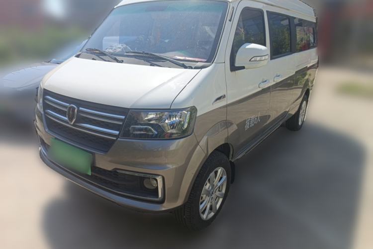 Used Jinbei New Hiace X30L 2024 Champion Edition Coach 5/6/7-Seater with Central Air Conditioning Guazi used car, China used car export, Used car for sale, Used cars, Cheapest cars for sale