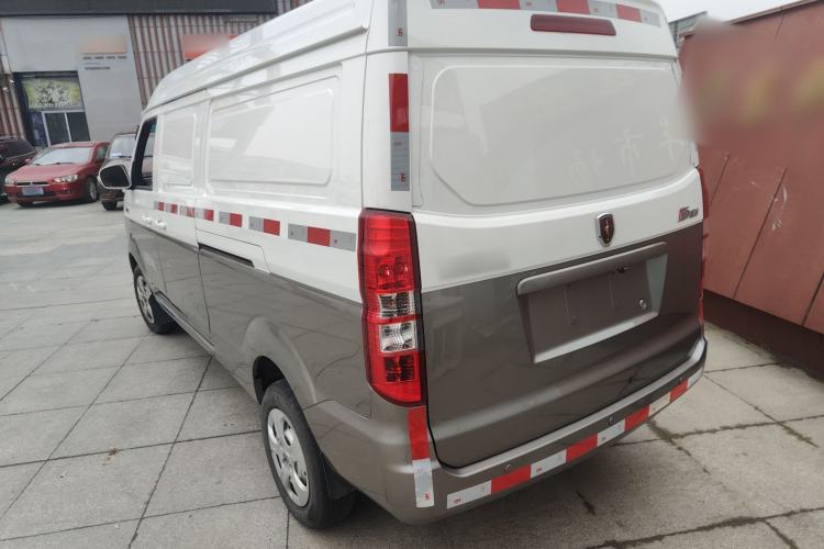 Used Jinbei New Hiace X30L 2024 Champion Edition Van 2/5 Seats Front-Mounted Air Conditioning Rear Left 45 Deg