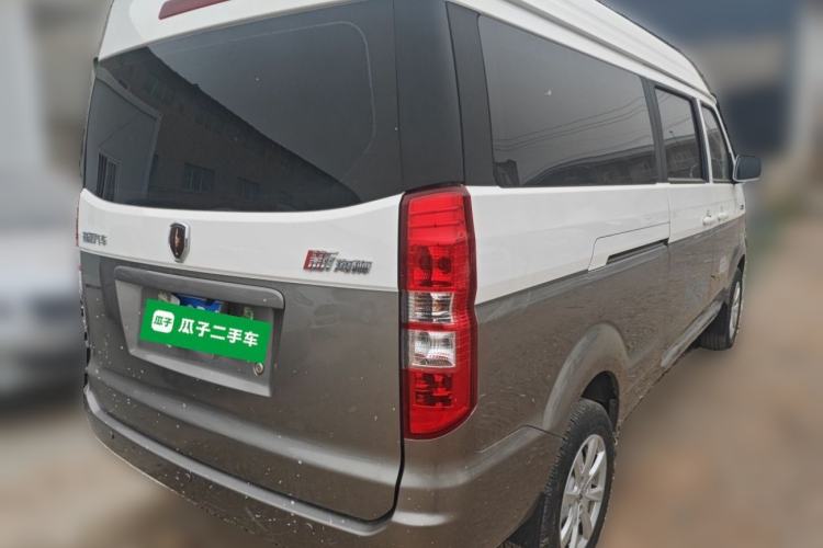 Used Jinbei New Hiace X30L 2024 Wealth Edition Passenger Van 5/6/7 Seater Front-Mounted Air Conditioning Rear Right 45 Deg