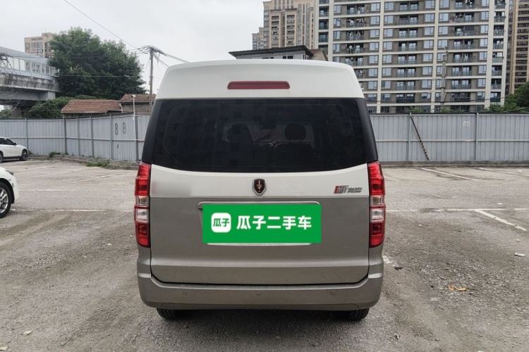 Used Jinbei New Hiace X30L 2024 Champion Edition Passenger Vehicle 5/6/7 Seats Rear
