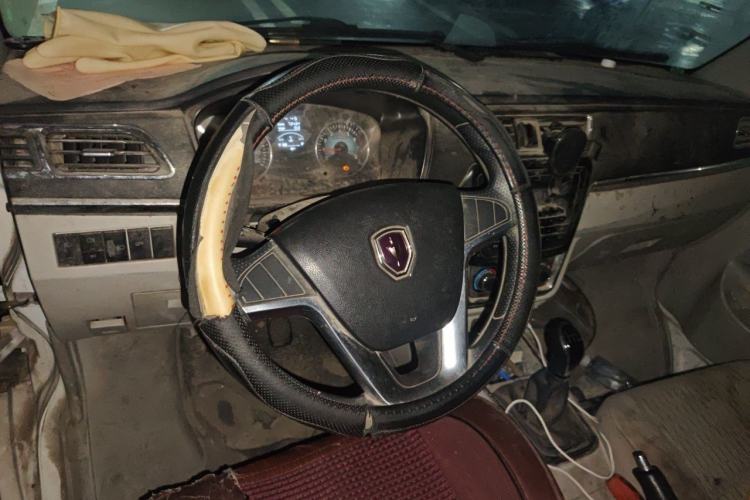 Used Jinbei New Hiace X30L CNG 2018 1.5L Wealth Edition Natural Gas Vehicle Passenger Bus SWFC15 Steering Wheel