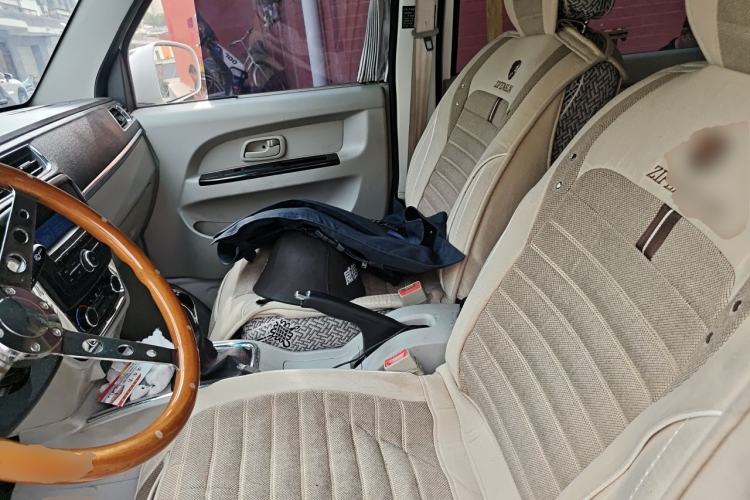 Used Jinbei New Hiace X30L CNG 2018 1.5L Wealth Edition Natural Gas Vehicle Passenger Bus SWFC15 Left Front Seat
