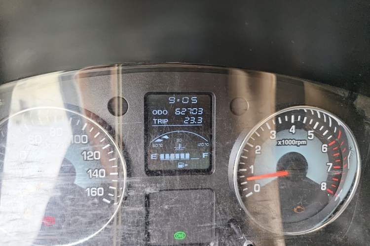 Used Jinbei New Hiace X30L CNG 2018 1.5L Wealth Edition Natural Gas Vehicle Passenger Bus SWFC15 Odometer Close Up