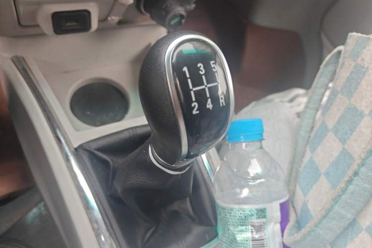 Used Jinbei New Hiace X30L CNG 2018 1.5L Wealth Edition Natural Gas Vehicle SWFC15 Gear Lever