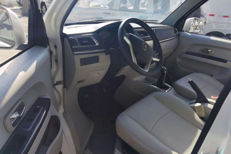 Used Jinbei New Hiace X30L CNG 2018 1.5L Wealth Edition Natural Gas Vehicle Passenger Bus SWFC15 Interior 2