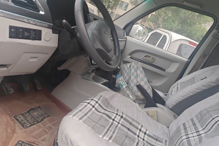 Used Jinbei New Hiace X30L CNG 2018 1.5L Wealth Edition Natural Gas Vehicle SWFC15 Left Front Seat