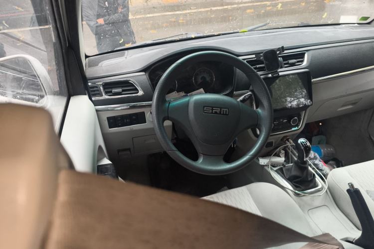Used Jinbei New Hiace X30L CNG 2020 1.5L Wealth Edition Natural Gas Passenger Vehicle China VI Standard SWFC15M Steering Wheel