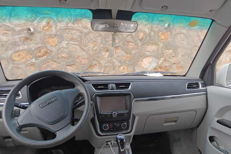 Used Jinbei New Hiace X30L CNG 2021 1.5L Natural Gas Wealth Edition Passenger Vehicle SWCC15M Headliner