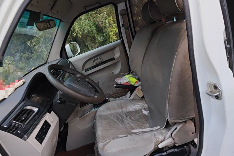 Used Jinbei New Hiace X30L CNG 2021 1.5L Natural Gas Wealth Edition Van SWCC15M Left Front Seat