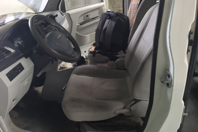 Used Jinbei New Hiace X30L CNG 2021 1.5L Natural Gas Wealth Single-Steaming Air-Conditioned Bus SWCC15M Left Front Seat