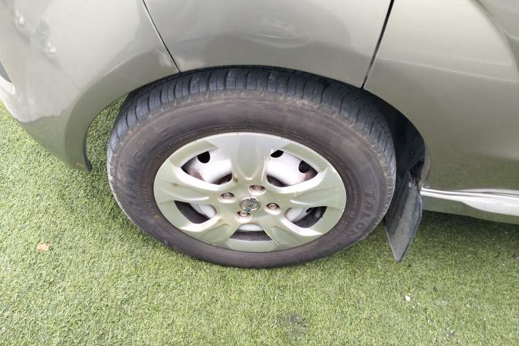Used Jinbei New Hiace X30L CNG 2021 1.5L Natural Gas Wealth Single-Steaming Air-Conditioned Bus SWCC15M Left Front Wheel Hub