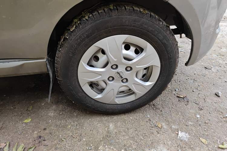 Used Jinbei New Hiace X30L CNG 2021 1.5L Natural Gas Wealth Edition Van SWCC15M Right Front Wheel Hub