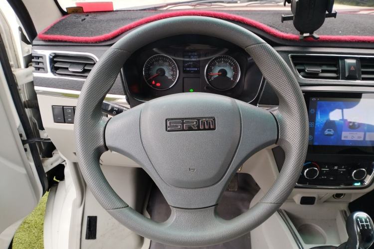 Used Jinbei New Hiace X30L CNG 2021 1.5L Natural Gas Wealth Single-Steaming Air-Conditioned Bus SWCC15M Steering Wheel