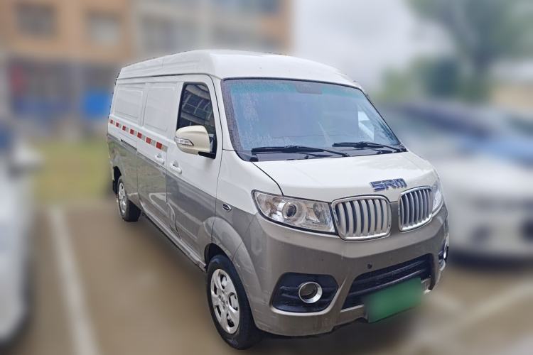 Used Jinbei New Hiace X30L CNG  Front Right 45 Deg