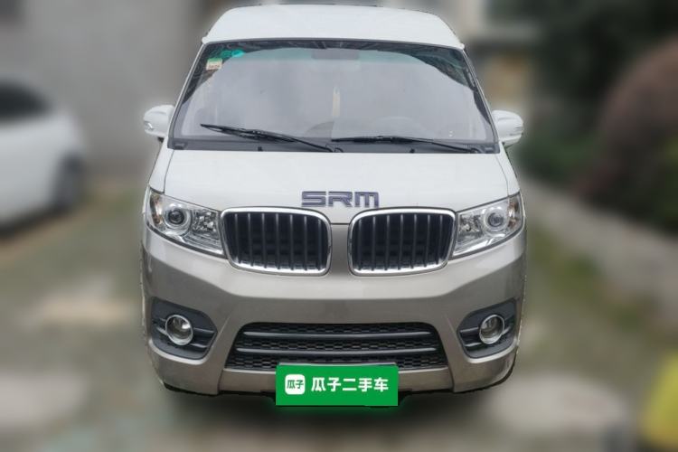 Used Jinbei New Hiace X30L CNG 2023 100L CNG Wealth Edition Bus 6/7-Seater Central Air-Conditioned Model SWCC15M Front