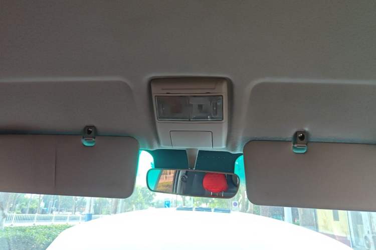 Used Jinbei New Hiace X30L CNG 2023 100L CNG Wealth Edition Van 2/5-Seater Air-Conditioned Model SWCC15M Headliner