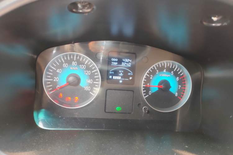 Used Jinbei New Hiace X30L CNG 2023 100L CNG Wealth Edition Bus 6/7-Seater Central Air-Conditioned Model SWCC15M Instrument Cluster