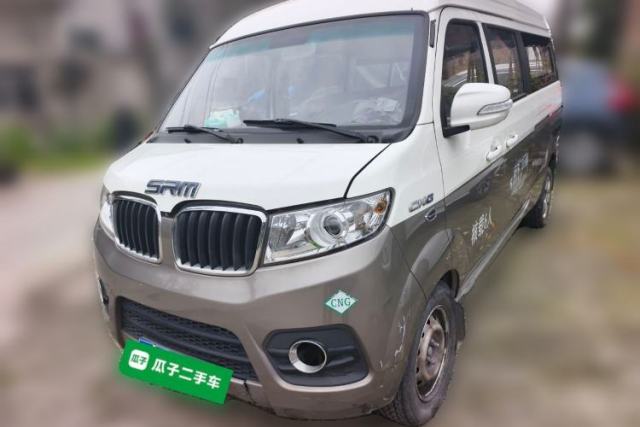 Used Jinbei New Hiace X30L CNG 2023 100L CNG Wealth Edition Bus 6/7 Seats No Air Conditioning SWCC15M