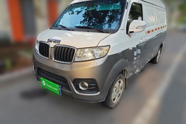 Used Jinbei New Hiace X30L CNG 2023 100L CNG Wealth Edition Van 2/5-Seater Air-Conditioned Model SWCC15M