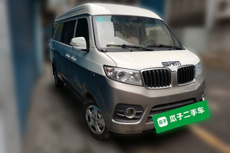 Used Jinbei New Hiace X30L CNG 2023 70L CNG Wealth Edition Coach 6/7-Seater Central Air-Conditioned Version SWCC15M Front Right 45 Deg
