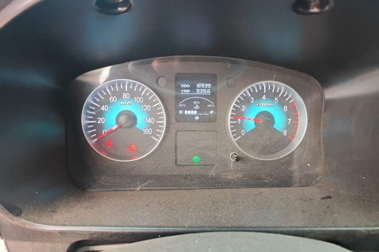 Used Jinbei New Hiace X30L CNG 2023 100L CNG Wealth Edition Bus 6/7-Seater Central Air-Conditioned Model SWCC15M Instrument Cluster