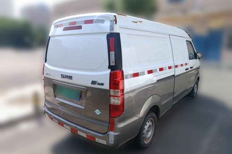 Used Jinbei New Hiace X30L CNG 2023 70L CNG Van 2/5 Seats Air-Conditioned Version Rear Right 45 Deg