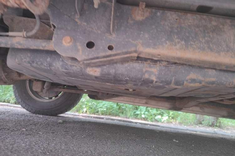 Used Jinbei S50 2011 2.4L Manual 4x4 Comfort Edition Chassis Rear Right