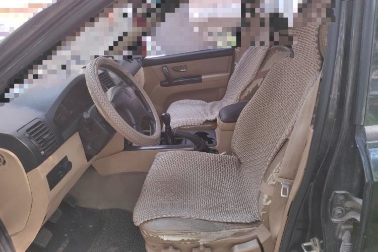 Used Jinbei S50 2011 2.4L Manual 4x4 Comfort Edition Left Front Seat