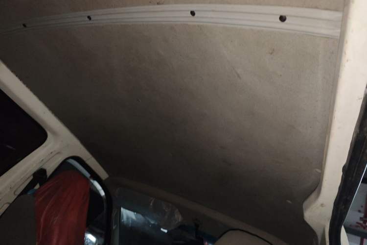Used Jinbei S50 2011 2.0L Manual Two-Wheel Drive Standard Version Headliner