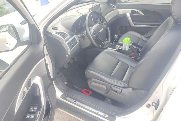 Used Jinbei S70 2017 1.5T Fashion Edition 5-seater Driver Seat