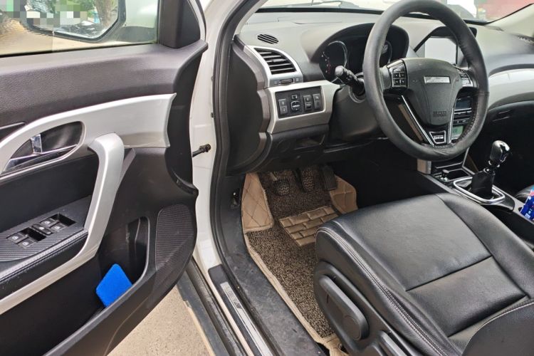 Used Jinbei S70 2017 1.5T Excellence Edition 5 Seats Driver Seat