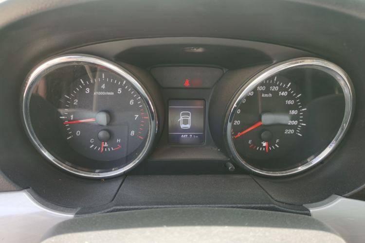 Used Jinbei S70 2017 1.5T Fashion Edition 5-seater Instrument Cluster