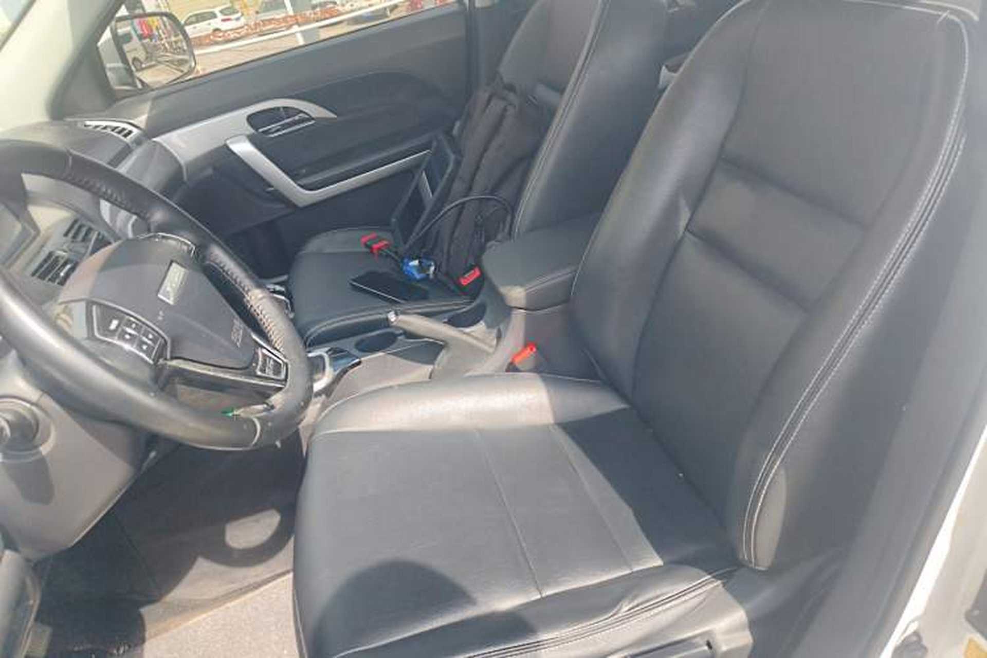 Used Jinbei S70 2017 1.5T Excellence Edition 5 Seats Left Front Seat