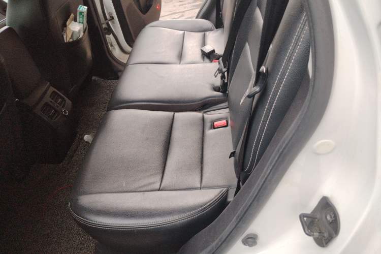 Used Jinbei S70 2017 1.5T Trendy Edition 5 Seats Left Rear Seat