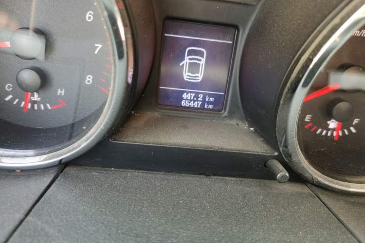 Used Jinbei S70 2017 1.5T Fashion Edition 5-seater Odometer Close Up