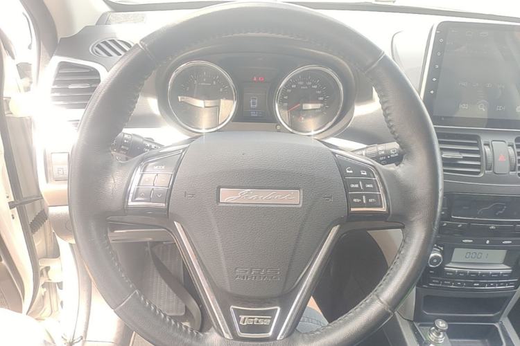 Used Jinbei S70 2017 1.5T Fashion Edition 5-seater Steering Wheel