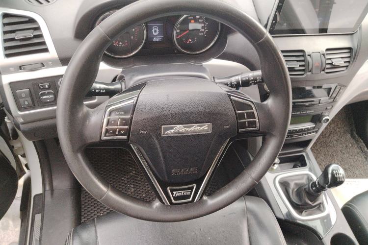 Used Jinbei S70 2017 1.5T Trendy Edition 5 Seats Steering Wheel