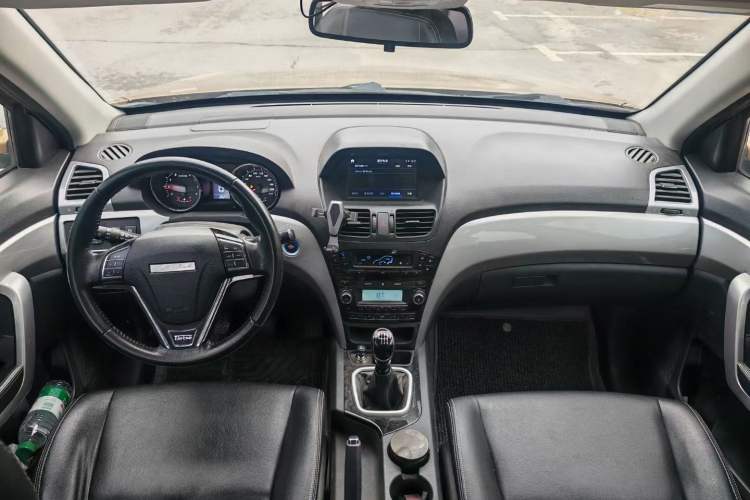 Used Jinbei S70 2017 1.5T Fashion Edition 5-seater Interior 2