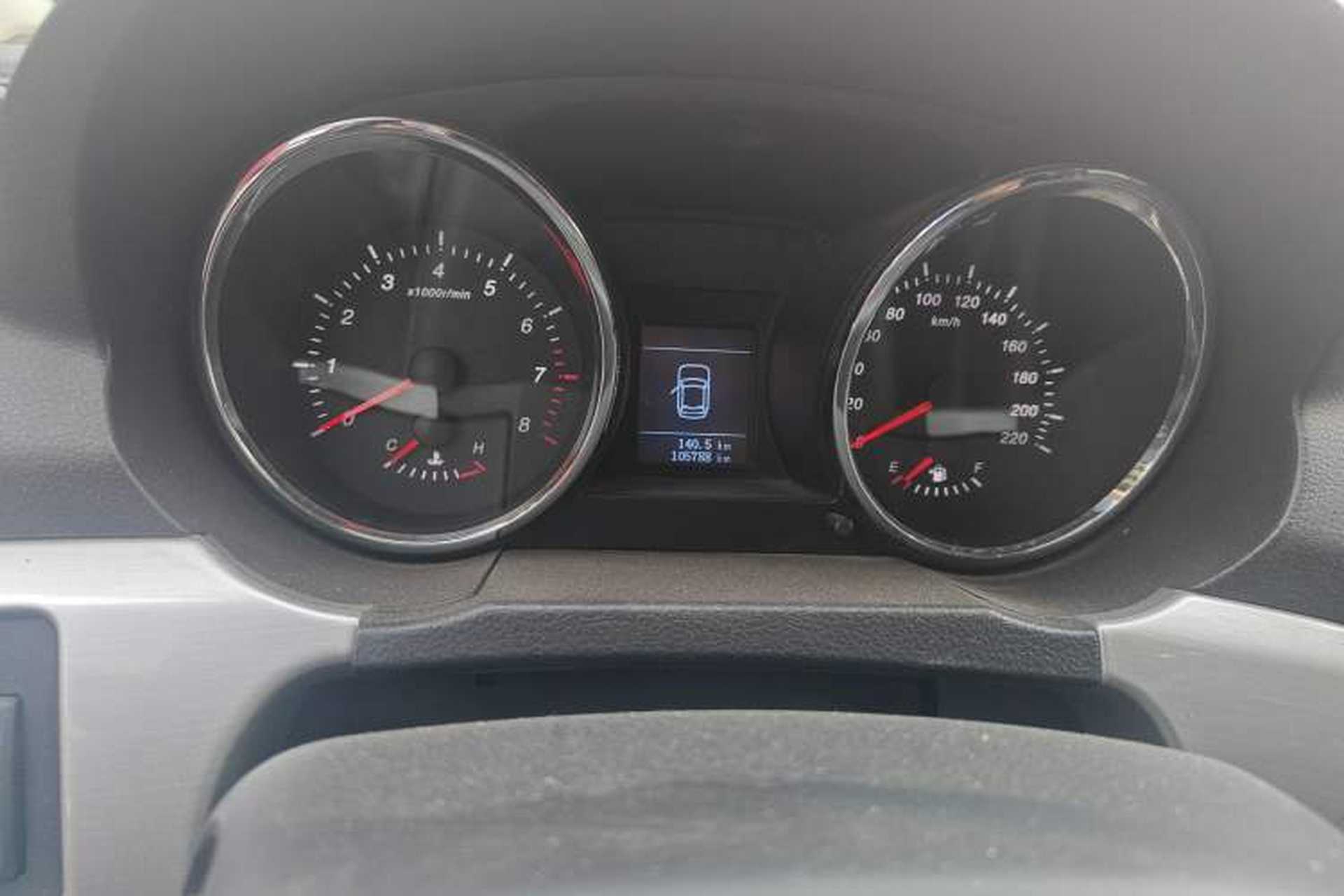 Used Jinbei S70 2017 1.5T Fashion Edition 5-seater Odometer Close Up