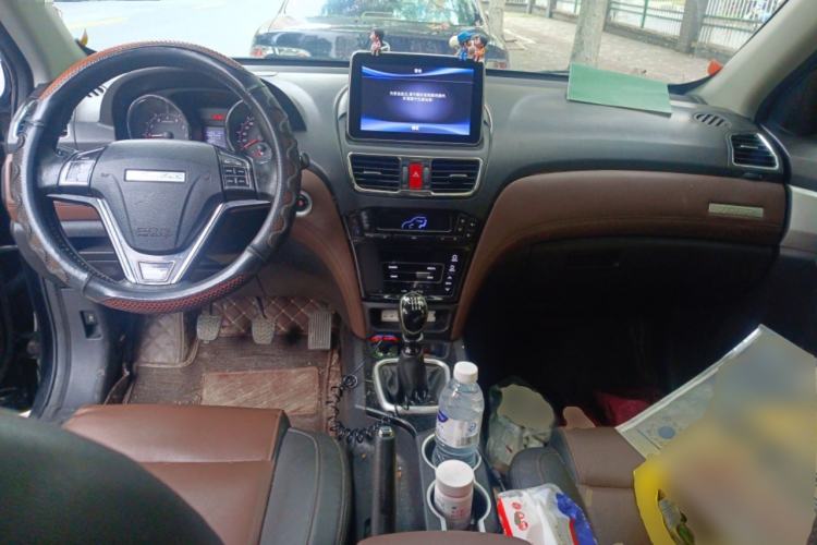 Used Jinbei S70 2018 1.5T Excellence Edition 7-Seater Center Console
