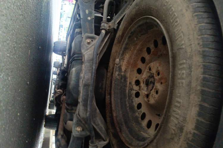 Used Jinbei S70 2018 1.5T Excellence Edition 7-Seater Chassis Rear