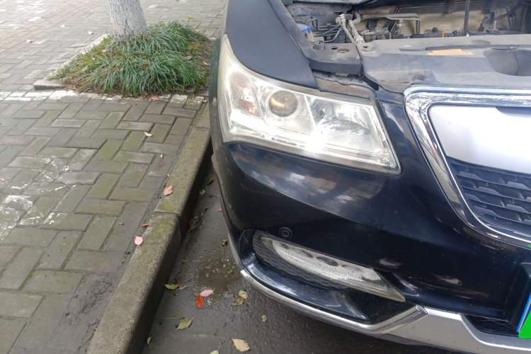 Used Jinbei S70 2018 1.5T Excellence Edition 7-Seater Engine Bay Right