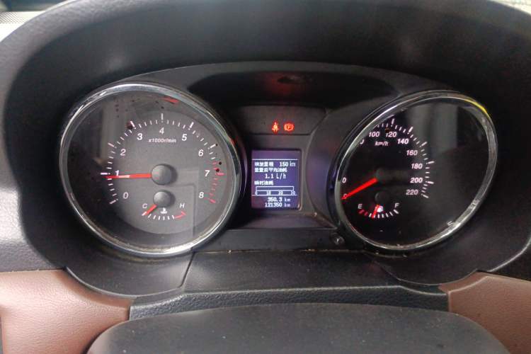 Used Jinbei S70 2018 1.5T Excellence Edition 7-Seater Instrument Cluster