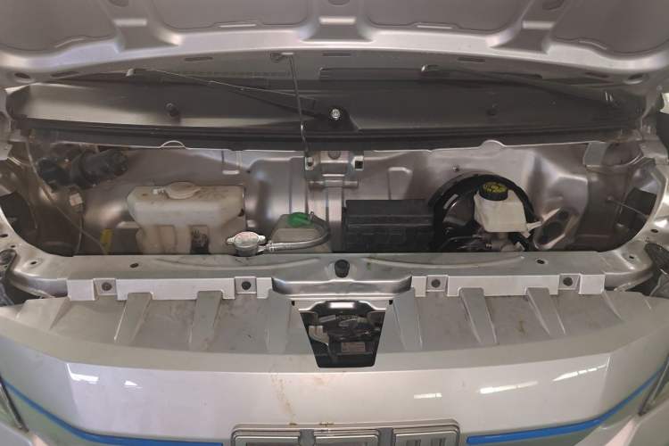 Used Jinbei Shineray T50S  Engine Bay