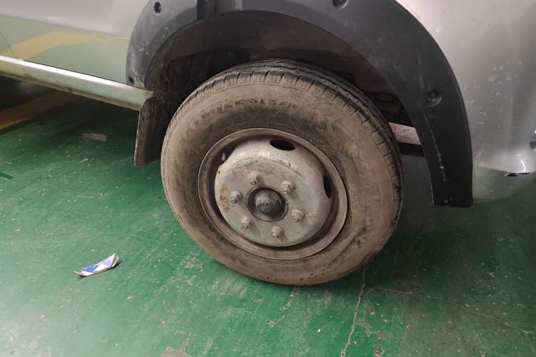 Used Jinbei Shineray T50S  Right Front Wheel Hub