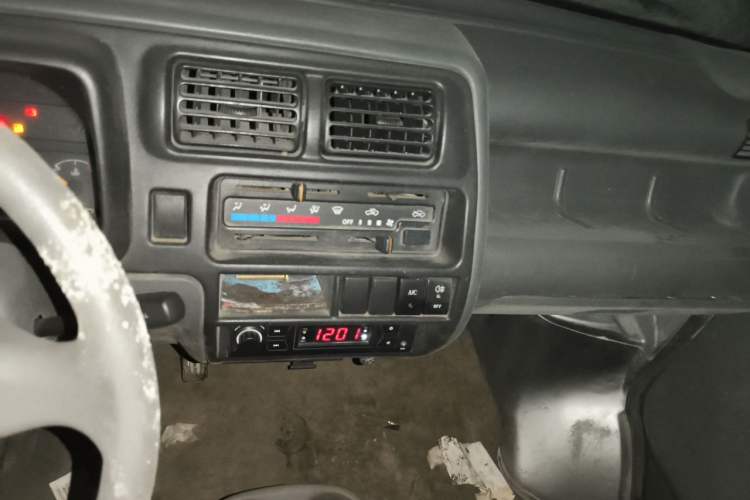 Used Jinbei Starfish A7 2011 1.0L Special Offer DL465Q3 Audio And AC Panel